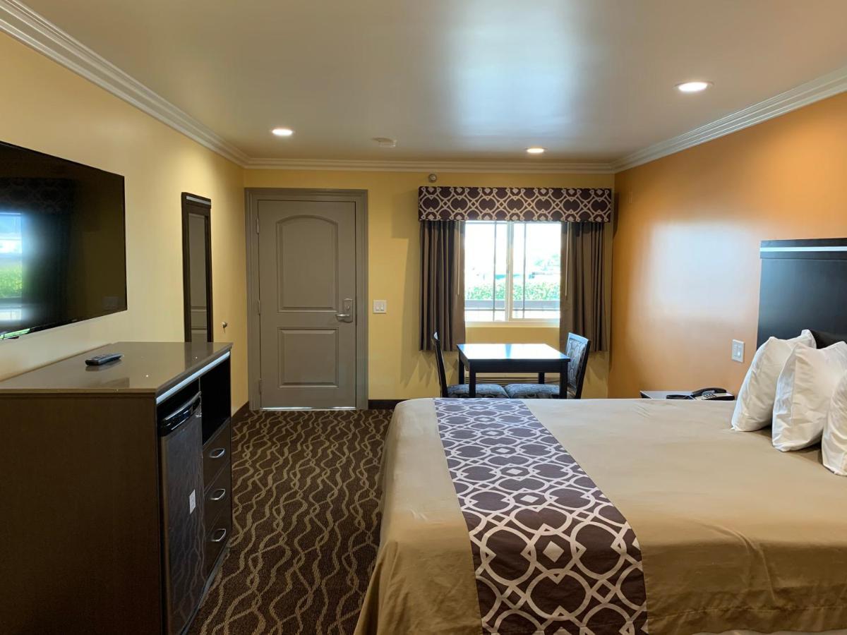 Industry Inn & Suites La Puente Extérieur photo