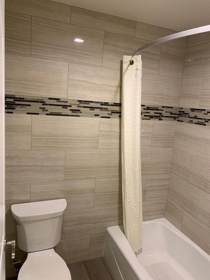 Industry Inn & Suites La Puente Extérieur photo